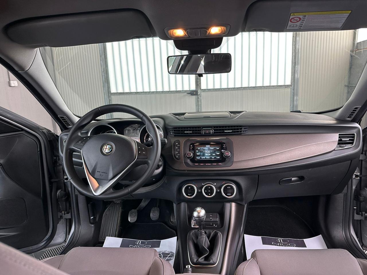 Alfa Romeo Giulietta 1.6 JTDm-2 105 CV Distinctive