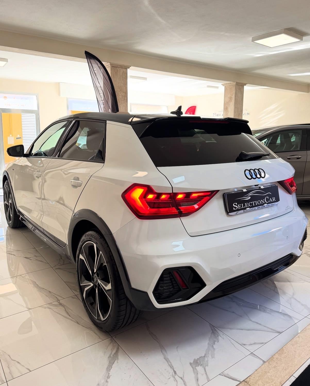 Audi A1 allstreet 30 TFSI S tronic Identity Contrast