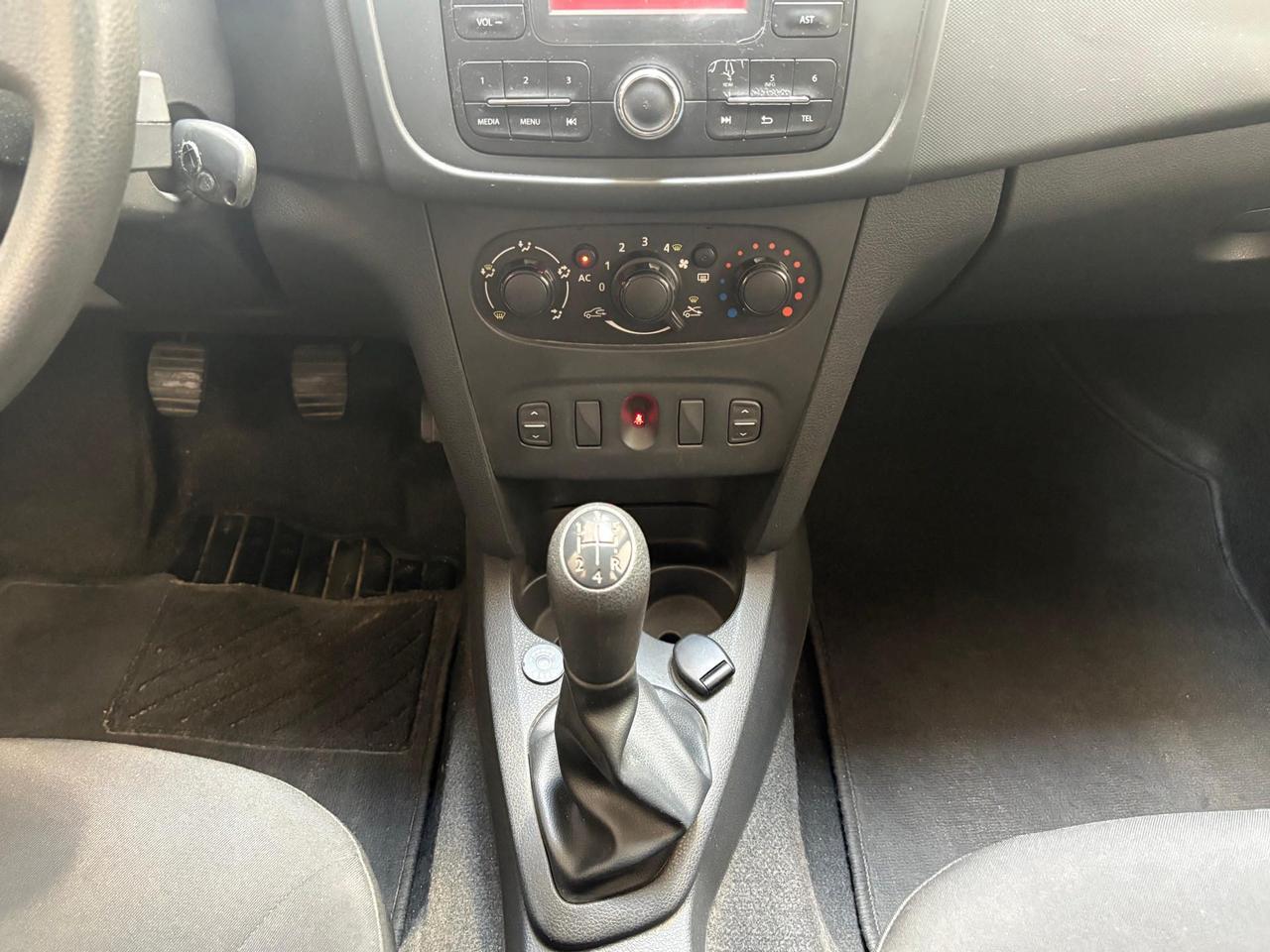 Dacia Sandero 1.2 Ambiance Gpl 75cv