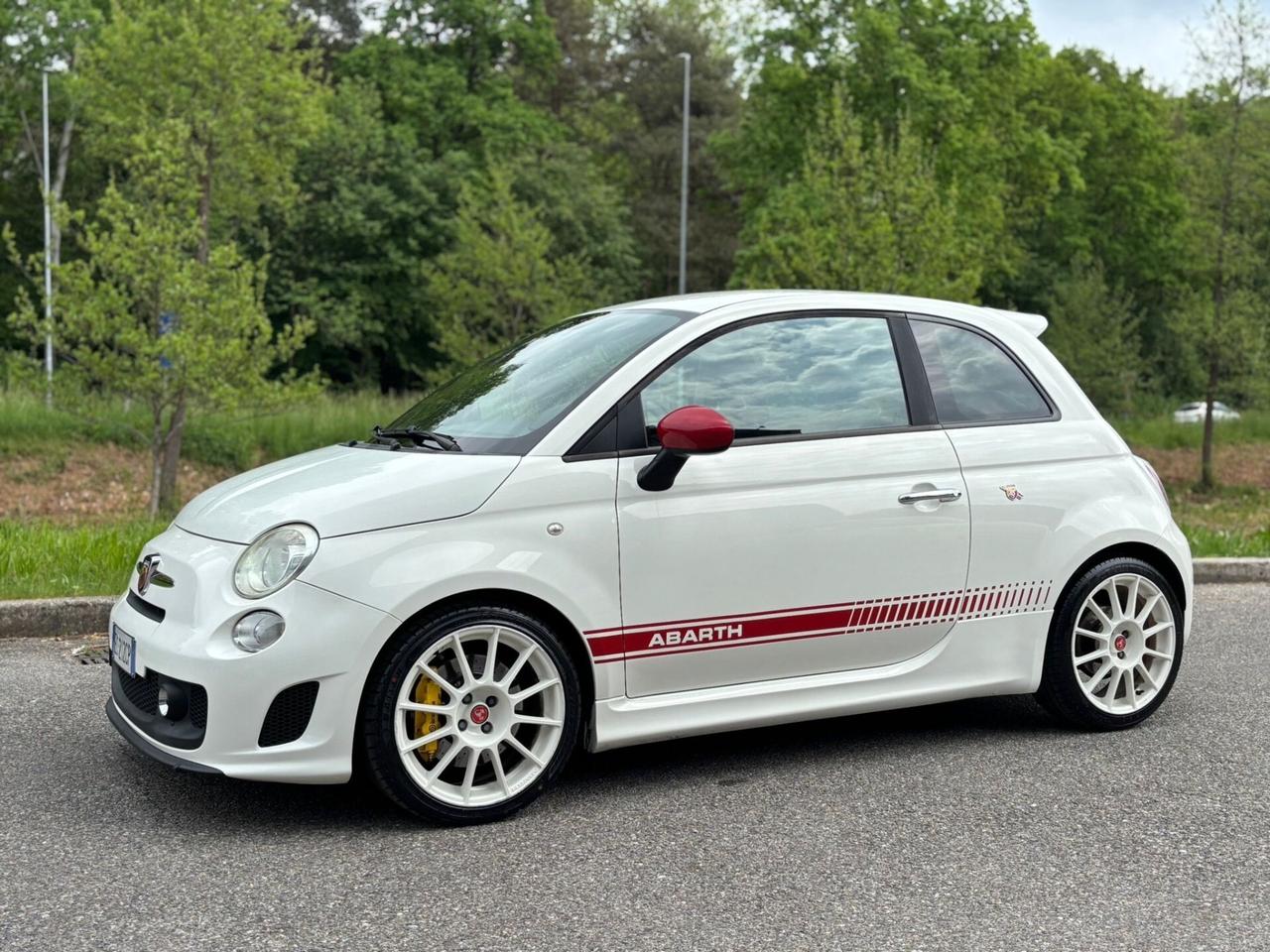 Abarth 500 1.4 160CV Turbo ESSESSE
