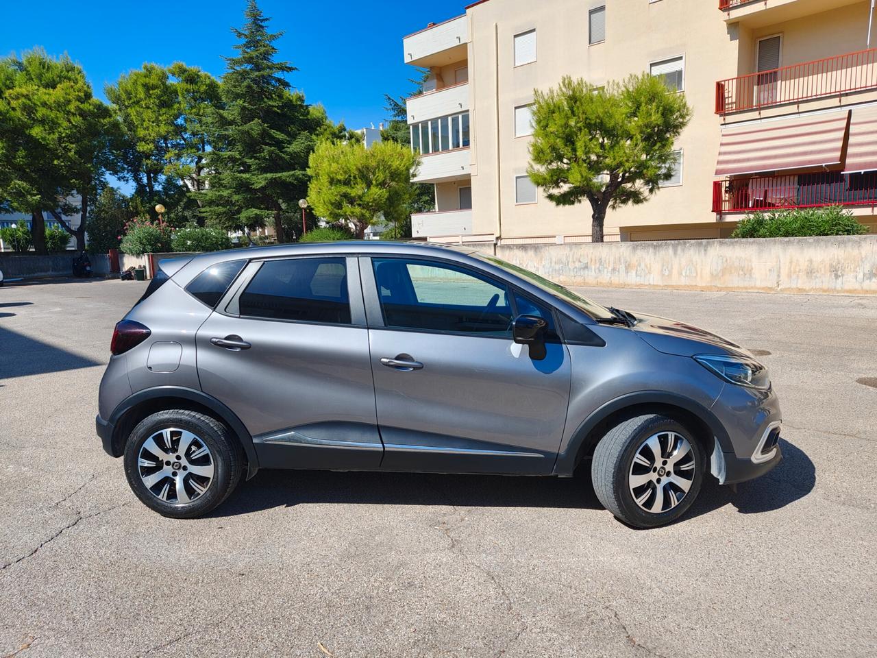 Renault Captur dCi 8V 90 CV EDC Sport Edition