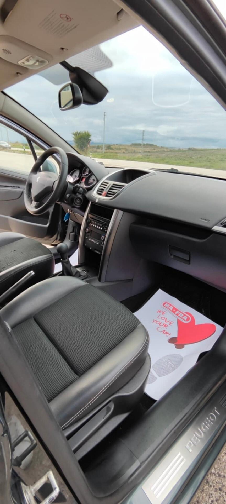 Peugeot 207 1.6 8V HDi 93CV 5p. Allure