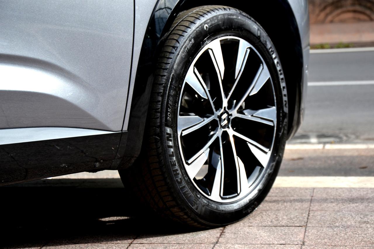 Renault Austral 1.3 160CV MHD TECHNO AUT.+PELLE+NAVI+RCAM+FULL LED