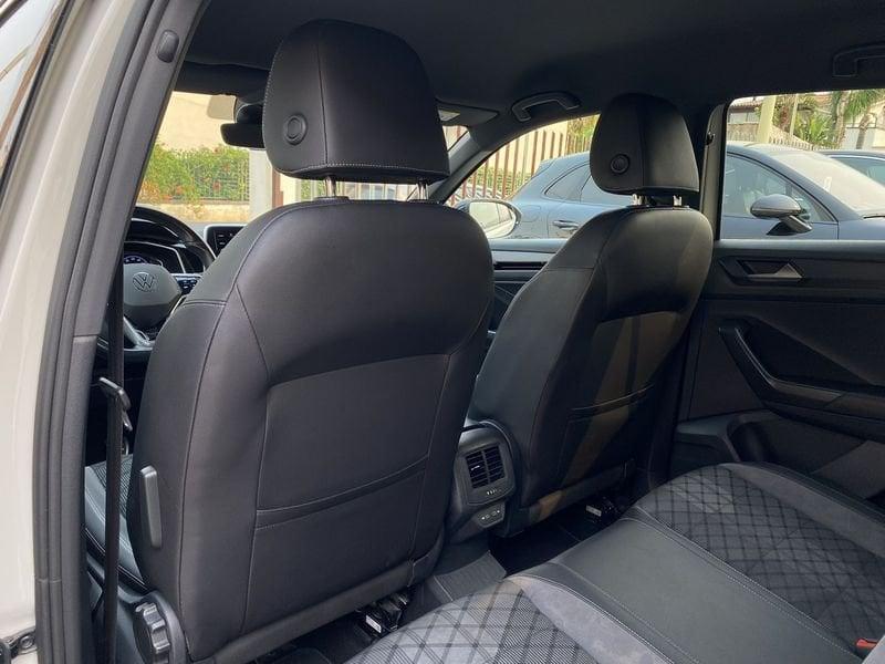 Volkswagen T-Roc R-Line 1.0 TSI 110 CV