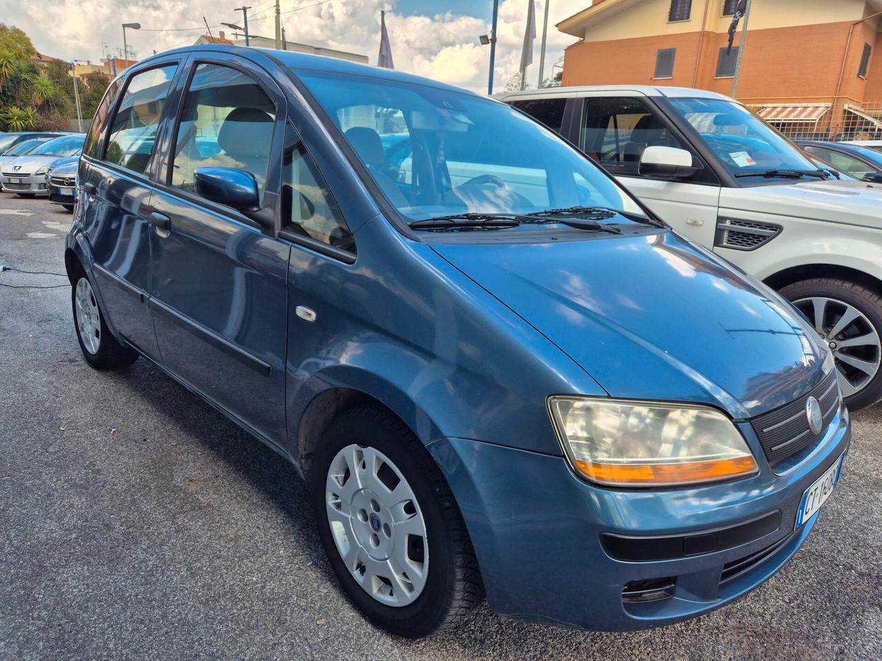 Fiat Idea 1.4 16V Emotion