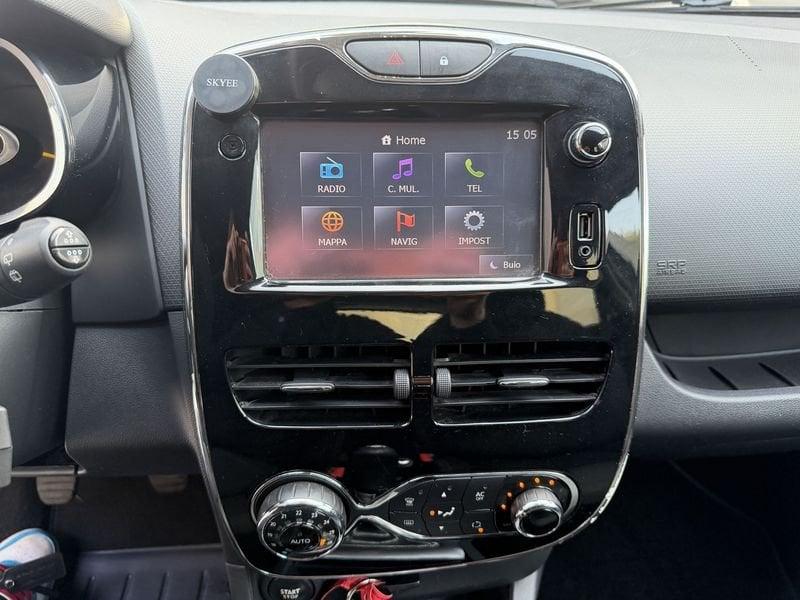 Renault Clio Clio 5p 1.2 Costume National DUEL 75cv FULL OPTIONAL