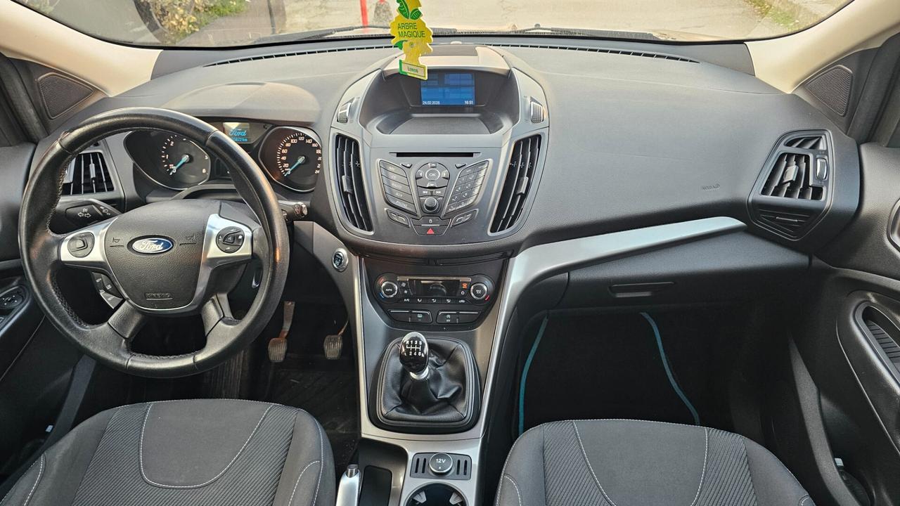 Ford Kuga 2.0 TDCI 115 CV 2WD Titanium