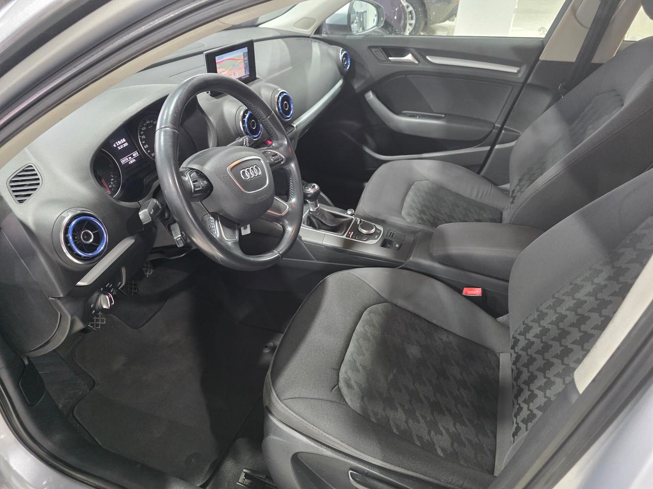 Audi A3 1.6 TDI clean diesel Attraction