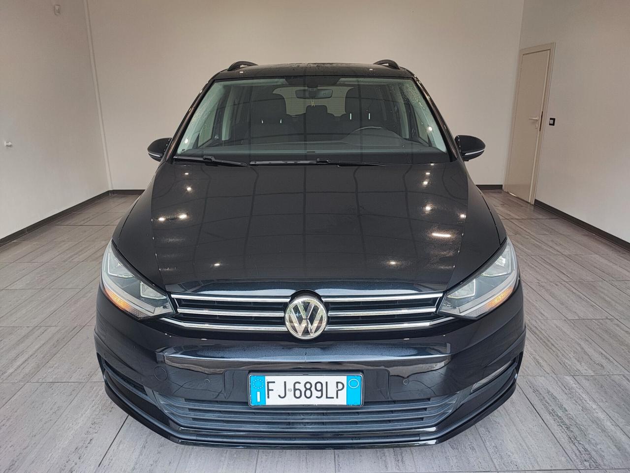 Volkswagen Touran 2.0 TDI SCR DSG 7 POSTI