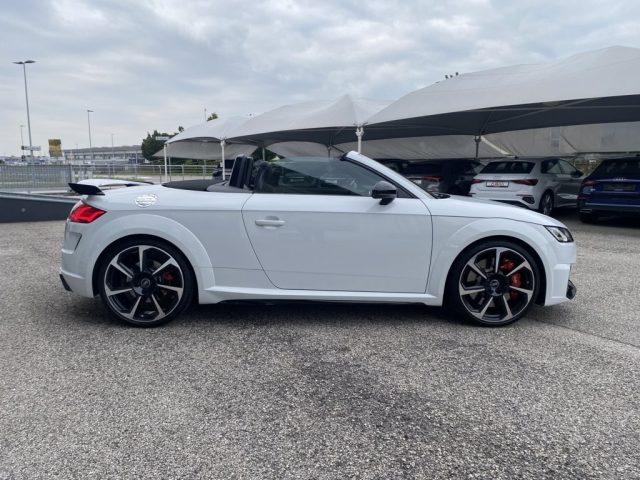 AUDI TT RS Roadster QUATTRO v.max 280km/h