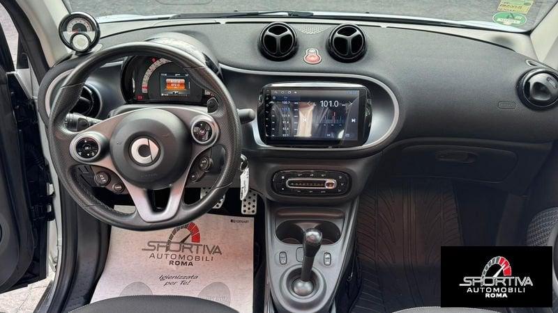 smart fortwo RATA MENSILE 229,00 EURO fortwo 70 1.0 twinamic cabrio Passion