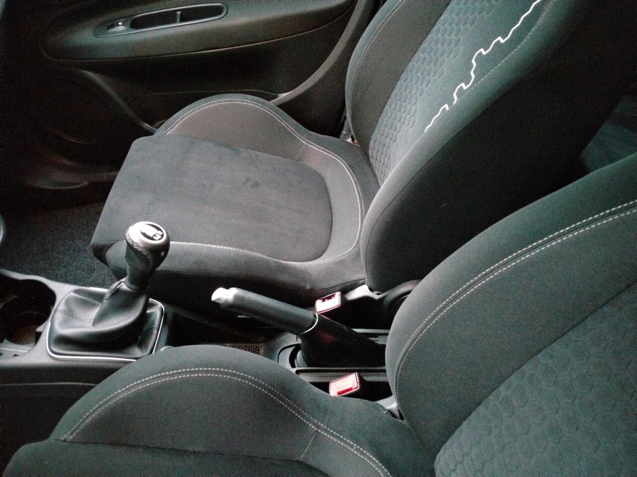 Fiat Punto 1.3 MJT 75CV LOUNGE 5P NEOPAT. UNICO PROPRIETARIO