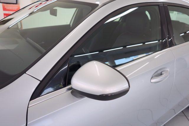 MERCEDES-BENZ A 180 d Automatic Business Extra Uniprop. Certificata