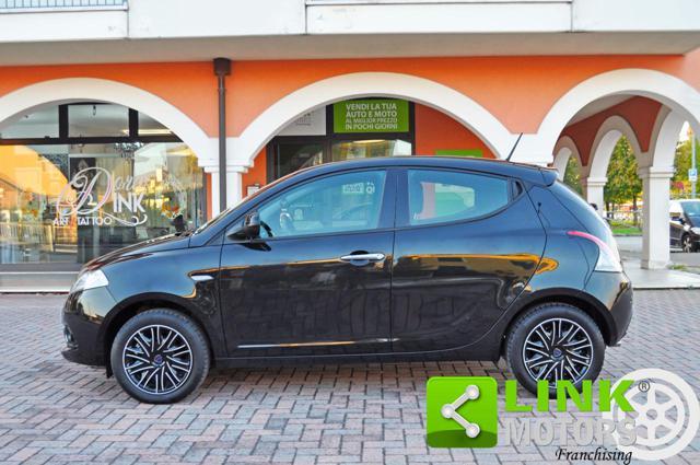 LANCIA Ypsilon 1.2 69 CV 5 porte S&S Gold