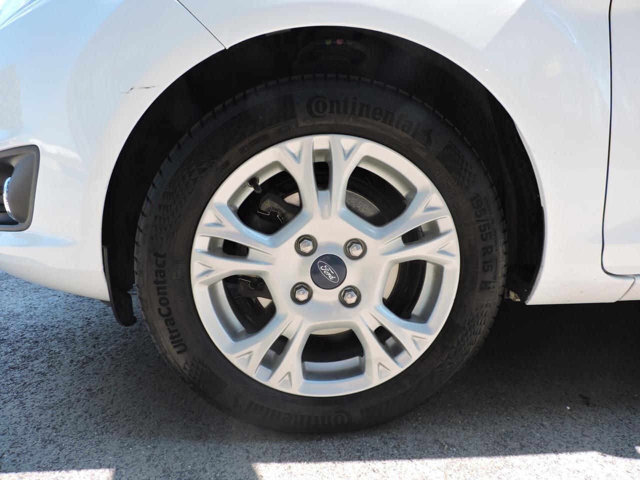 Ford Fiesta 1.5 TDCi 75CV 5 porte Titanium