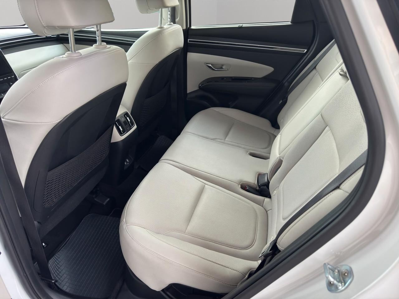Hyundai Tucson 1.6 HEV aut.Exellence Lounge + Deluxe Pack