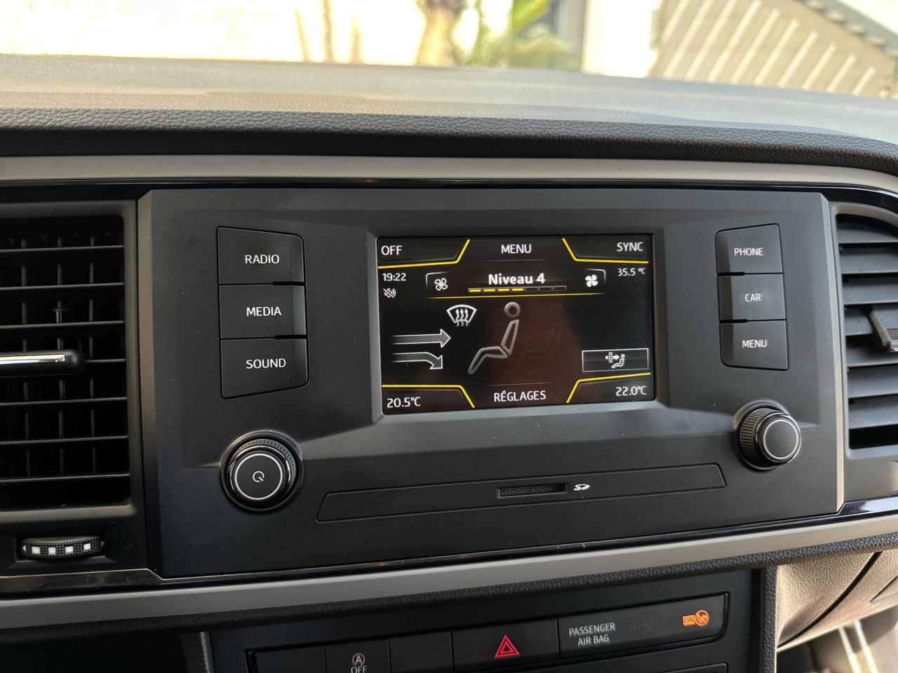 SEAT ATECA 1.6 TDI - GANCIO TRAINO