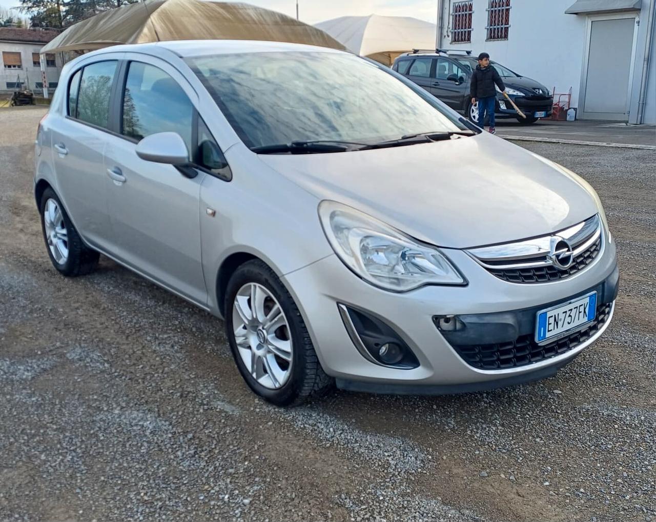 Opel Corsa 1.2 85CV 5 porte GPL-TECH Edition