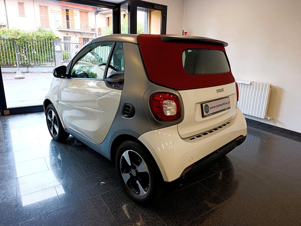 Smart ForTwo 70 1.0 twinamic cabrio Perfect capote Rossa