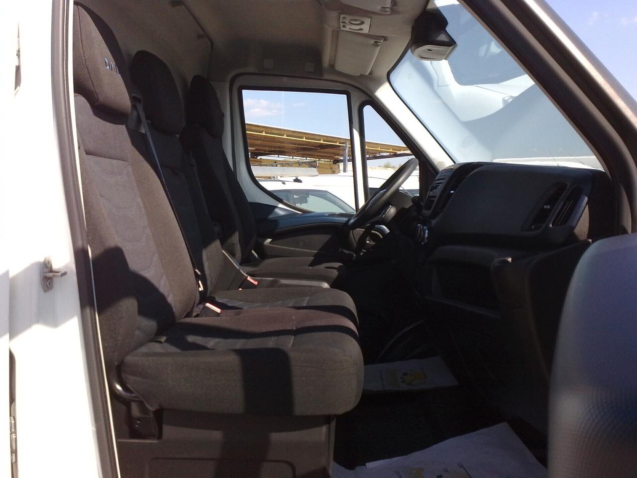 Iveco Daily 35c14 2.3hpt tetto alto AUTOMATICO - 2018