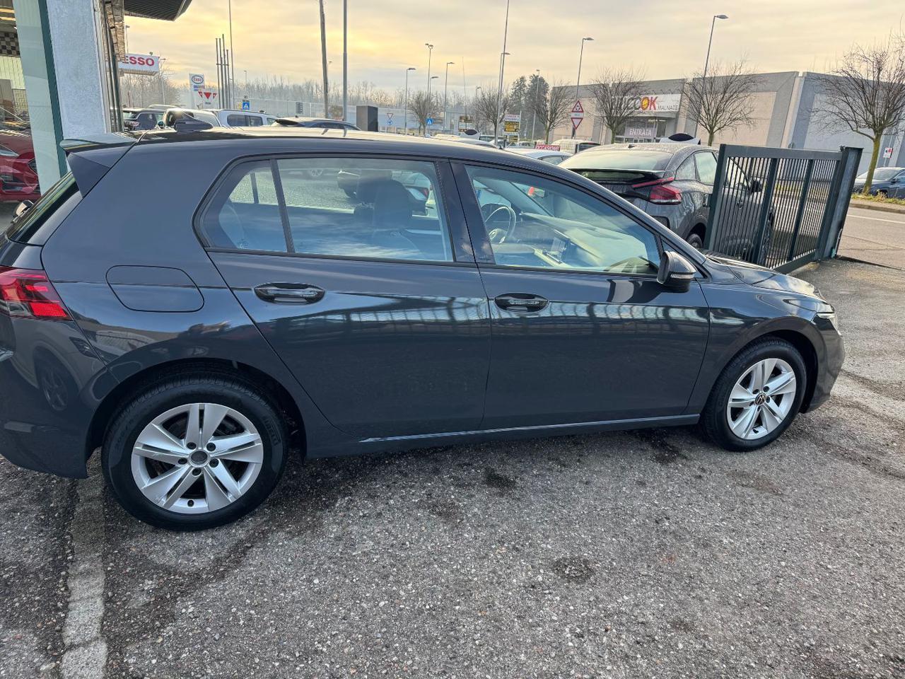 Volkswagen Golf 2.0 tdi Life 115cv dsg