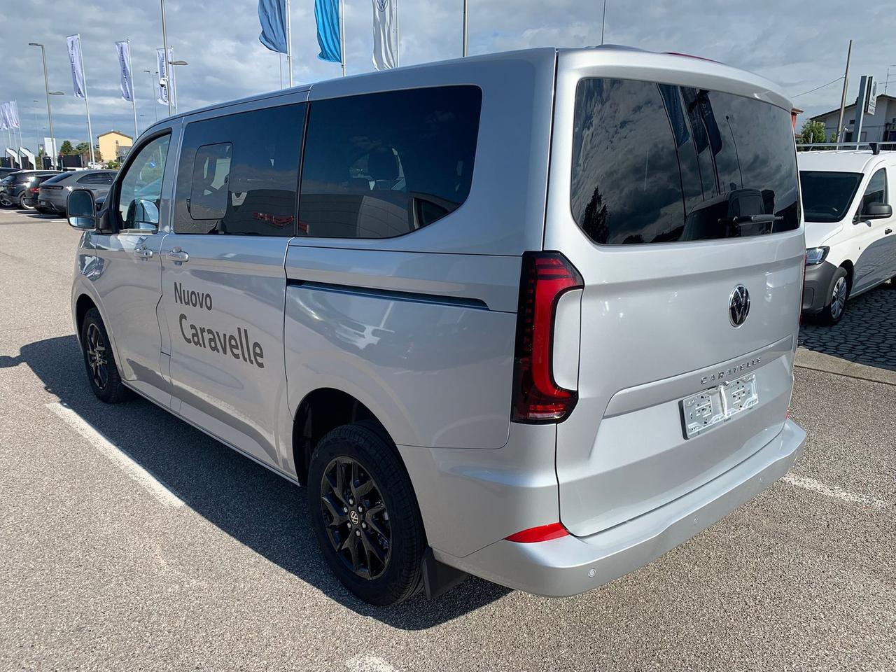 Volkswagen T6 Caravelle t7 2.0 tdi 150cv life p.c. auto