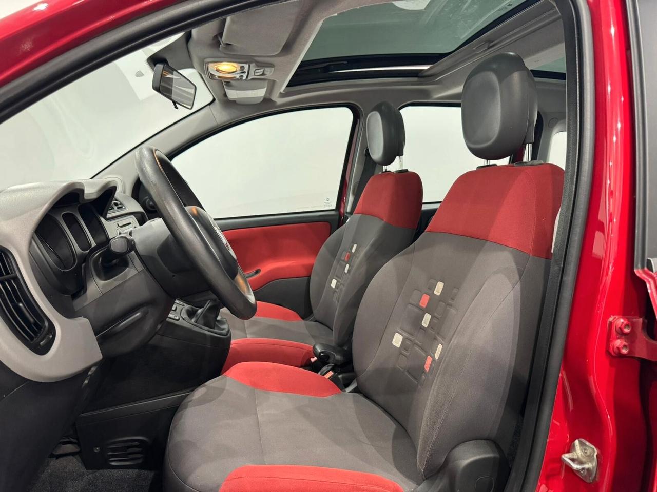 Fiat Panda 0.9 TwinAir Turbo Natural Power Young | TETTO PANORAMICO APRIBILE !