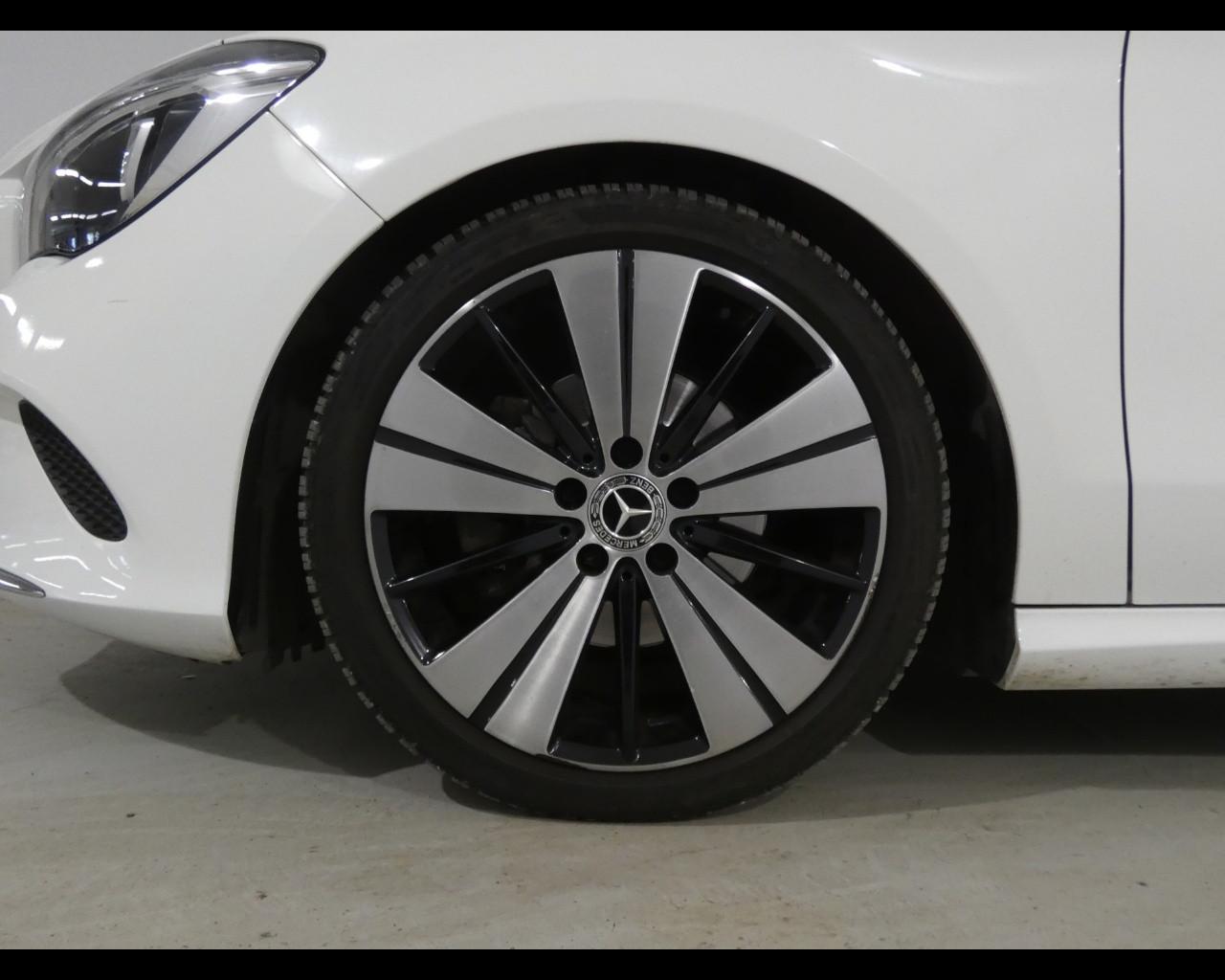 Mercedes-Benz CLA (C/X117) - CLA 200 d S.W. Automatic Sport