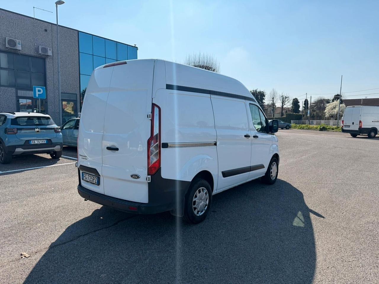 Ford Transit Custom 270 2.0 TDCi 130 PC Furgone Titanium
