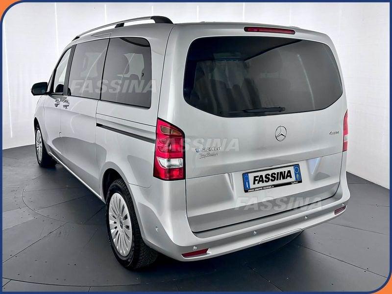 Mercedes-Benz Classe V V Compact 220 d Executive 4matic auto 6 posti