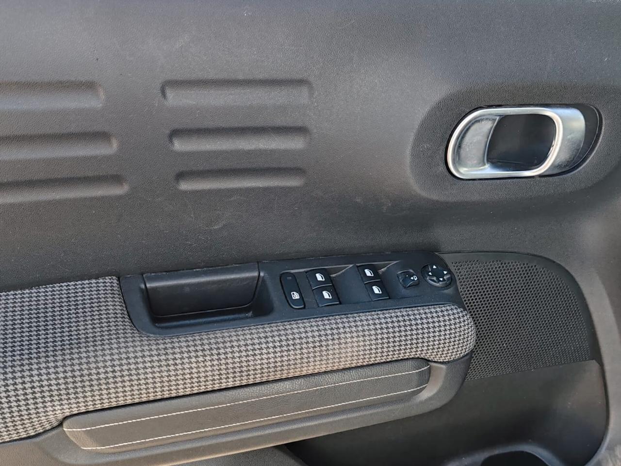 Citroen C3 Aircross BlueHDi 100 S&S Shine