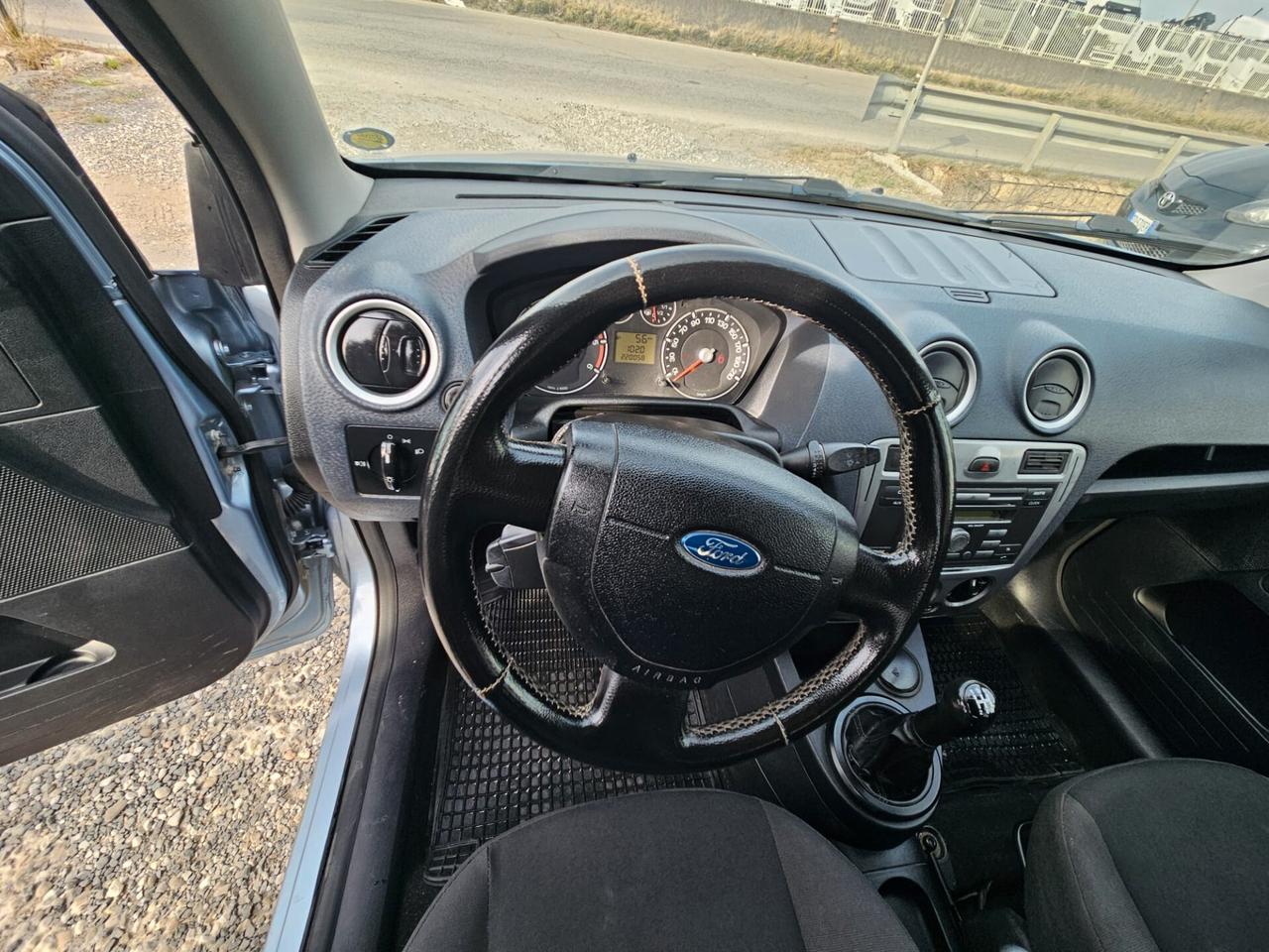 Ford Fusion 1.4 TDCi 5p. Collection