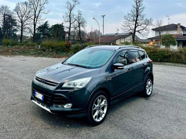 Ford Kuga 2.0 TDCI 150 CV S&S 4WD Powershift Vignale
