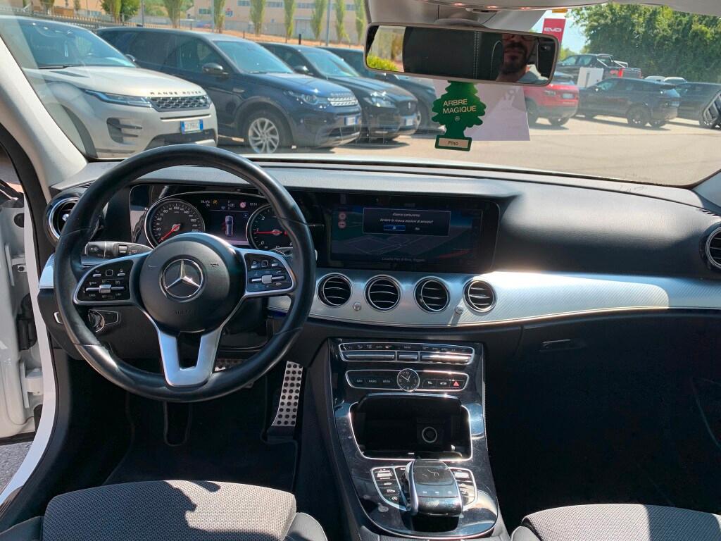 MERCEDES Classe E (W/S213) E 220 d S.W. 4Mati...