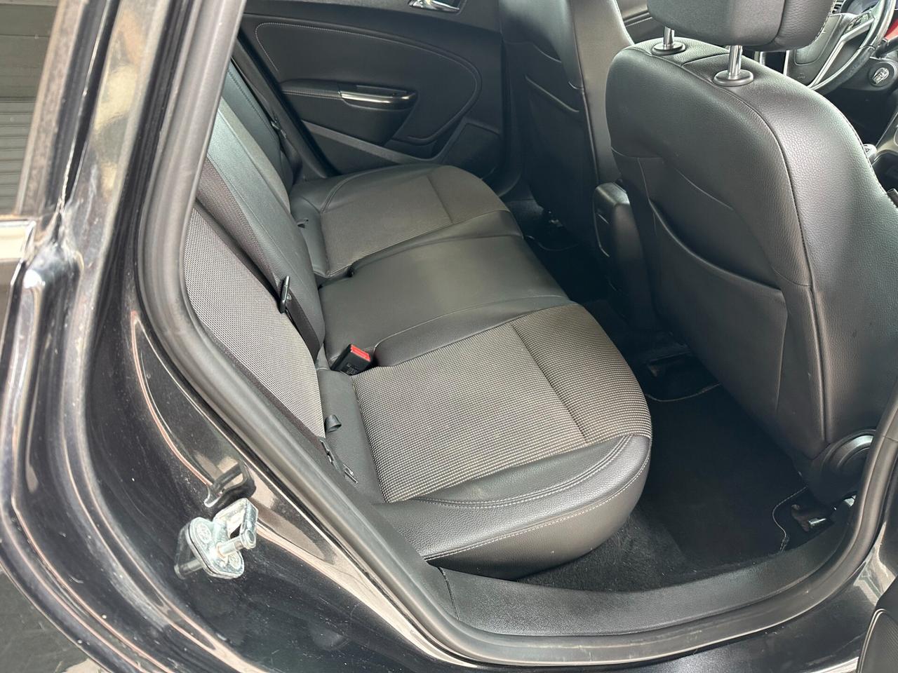 Opel Astra SW 1.7 CDTI 110CV (12 RATE)
