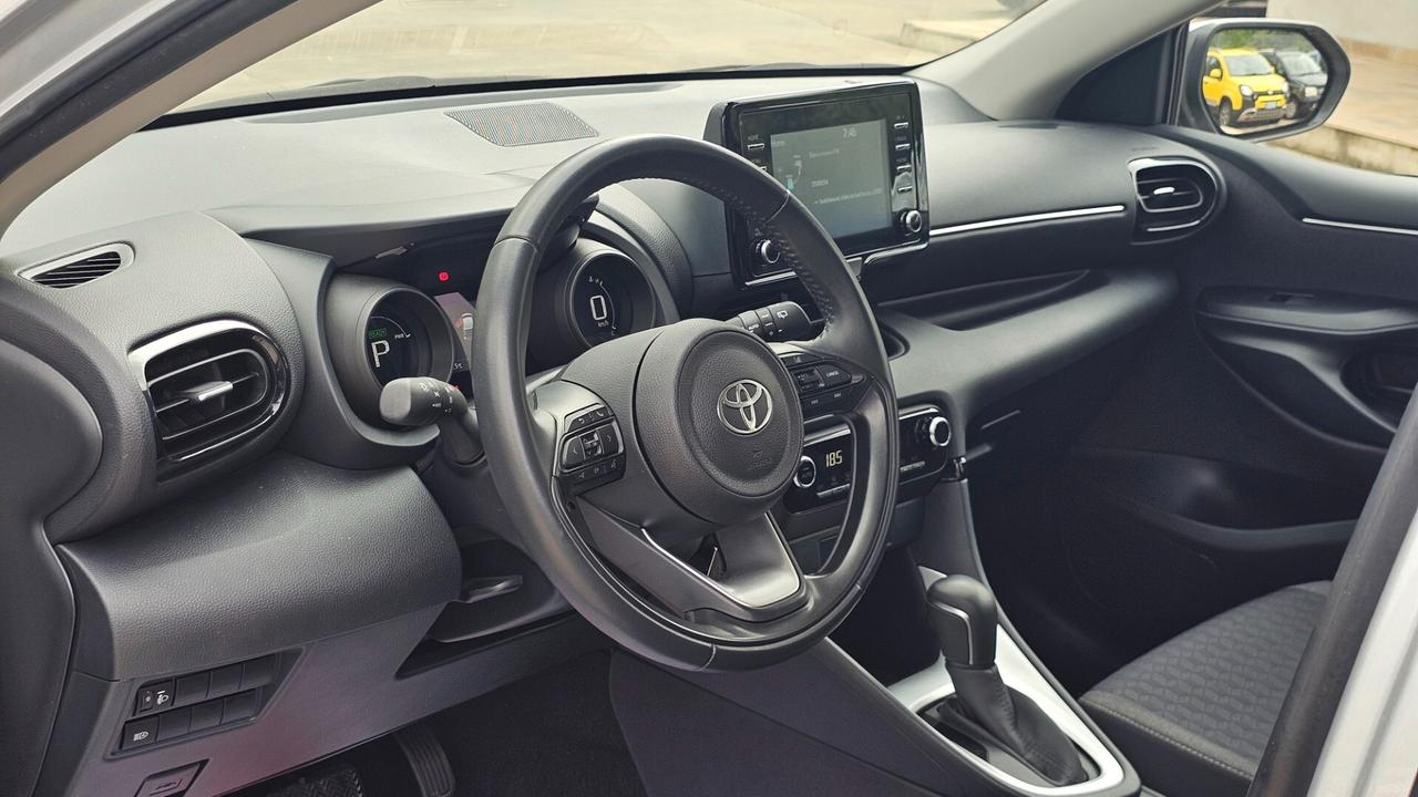 Toyota Yaris 1.5 Hybrid 5 porte Sport
