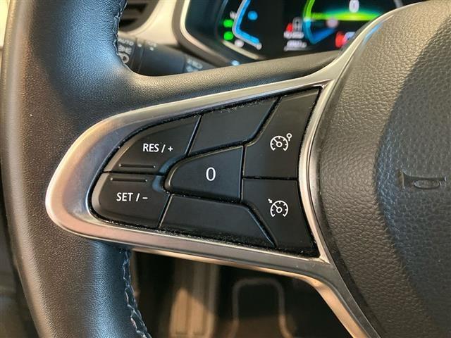 RENAULT Captur 1.6 E-Tech hybrid Intens 145cv auto