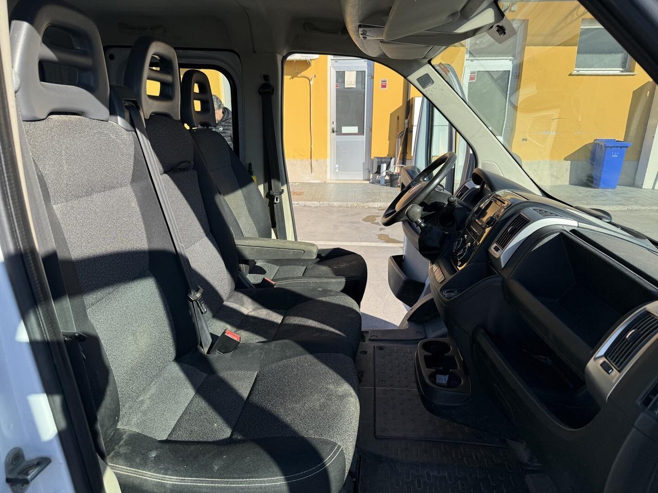 FIAT DUCATO RIBALTABILE NAVI CLIMA 6 POSTI
