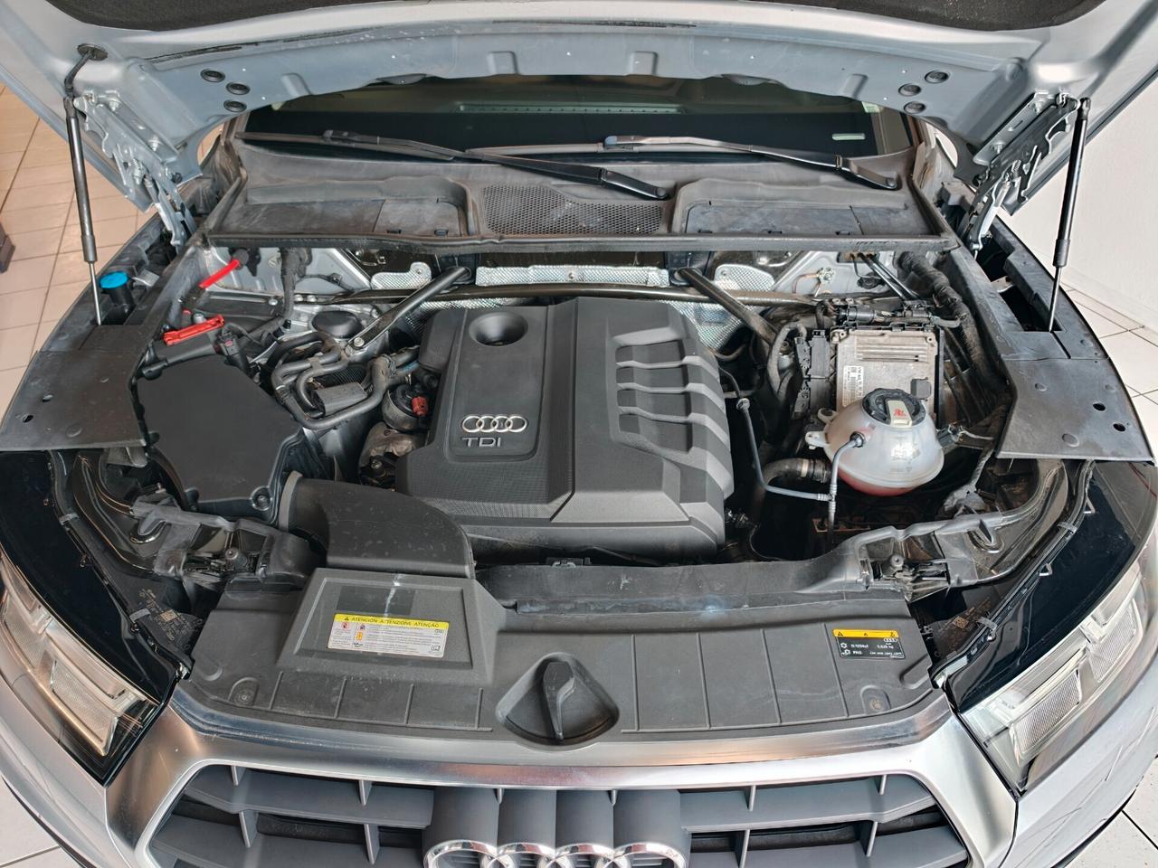 Audi Q5 40 TDI quattro S tronic Business Sport Unicoproprietario