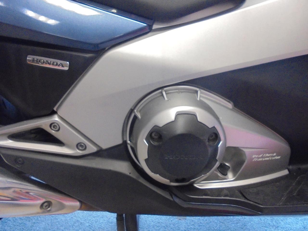 Honda Integra 700 ABS + DCT