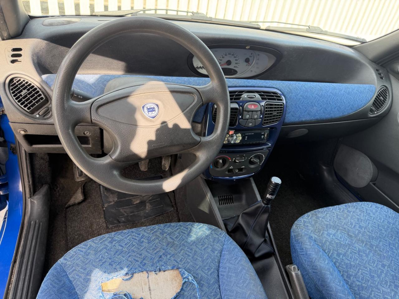 Lancia Y 1.2i cat LE