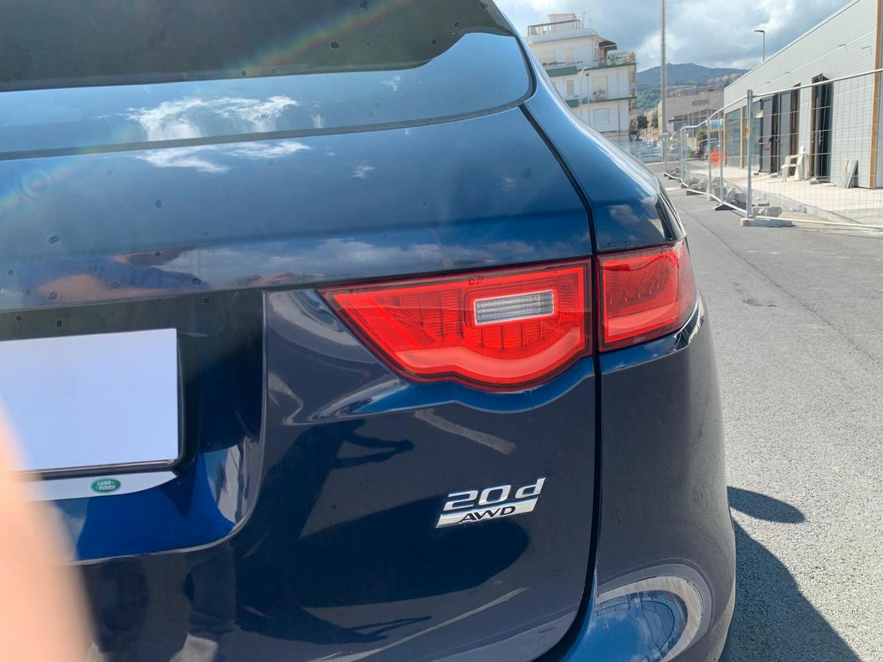 Jaguar F-Pace 2.0 D 180 CV AWD aut. R-Sport