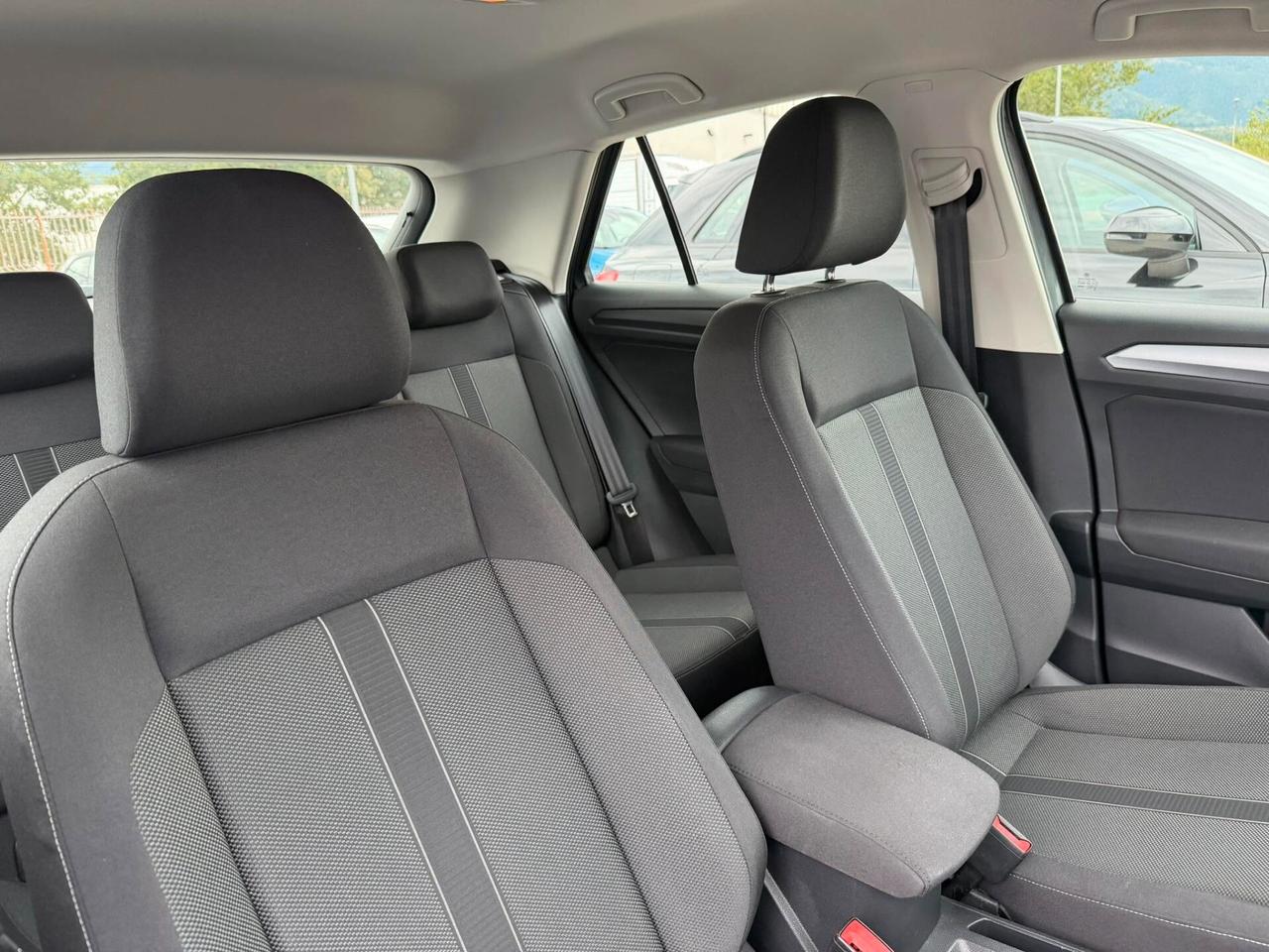 Volkswagen T-Roc 2.0 TDI 116CV 6M LED CARPLAY