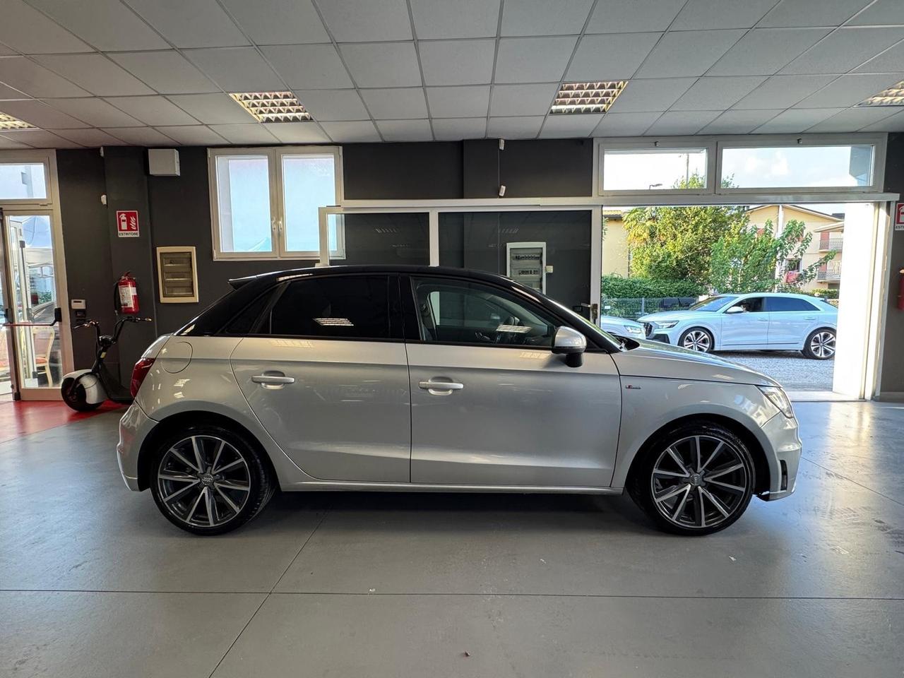 Audi A1 1.6 TDI S tronic Attraction