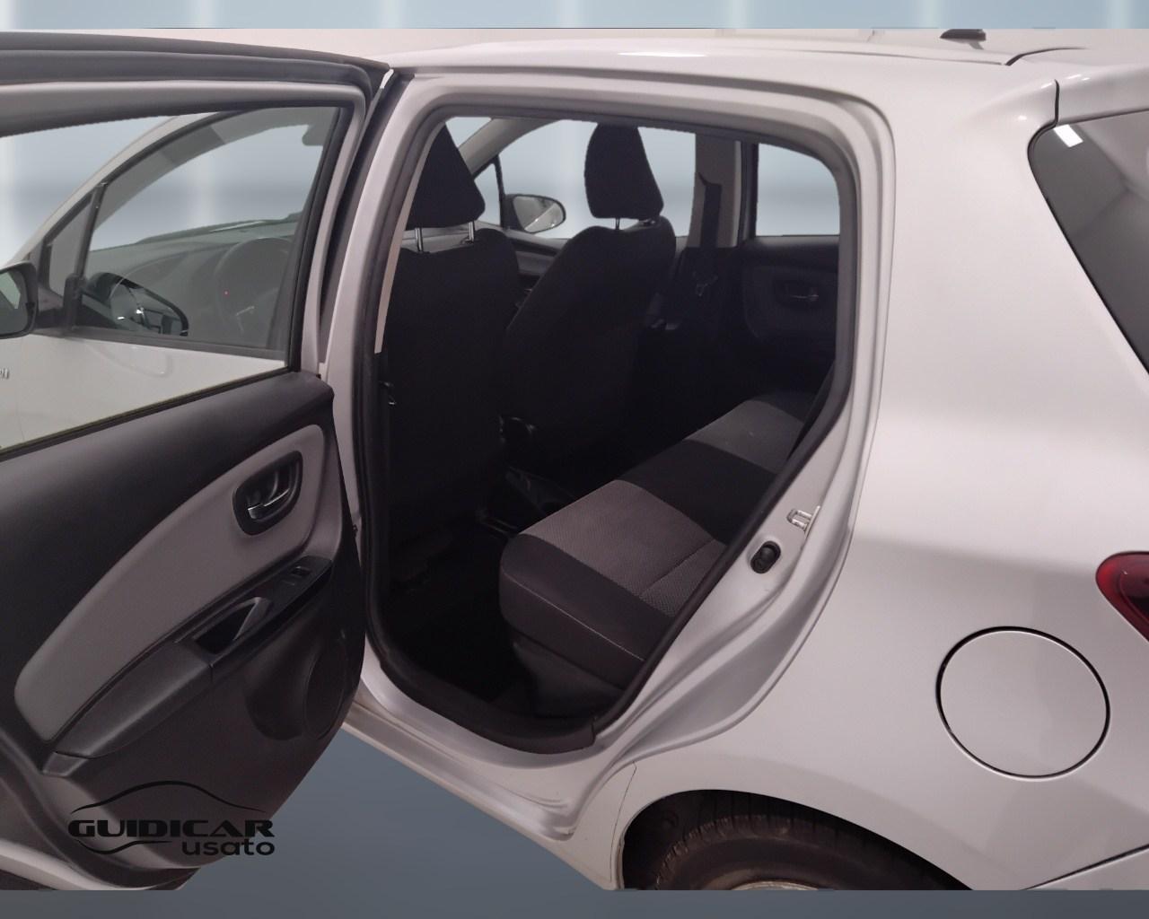 TOYOTA Yaris III 2015 - Yaris 5p 1.5h Active my16