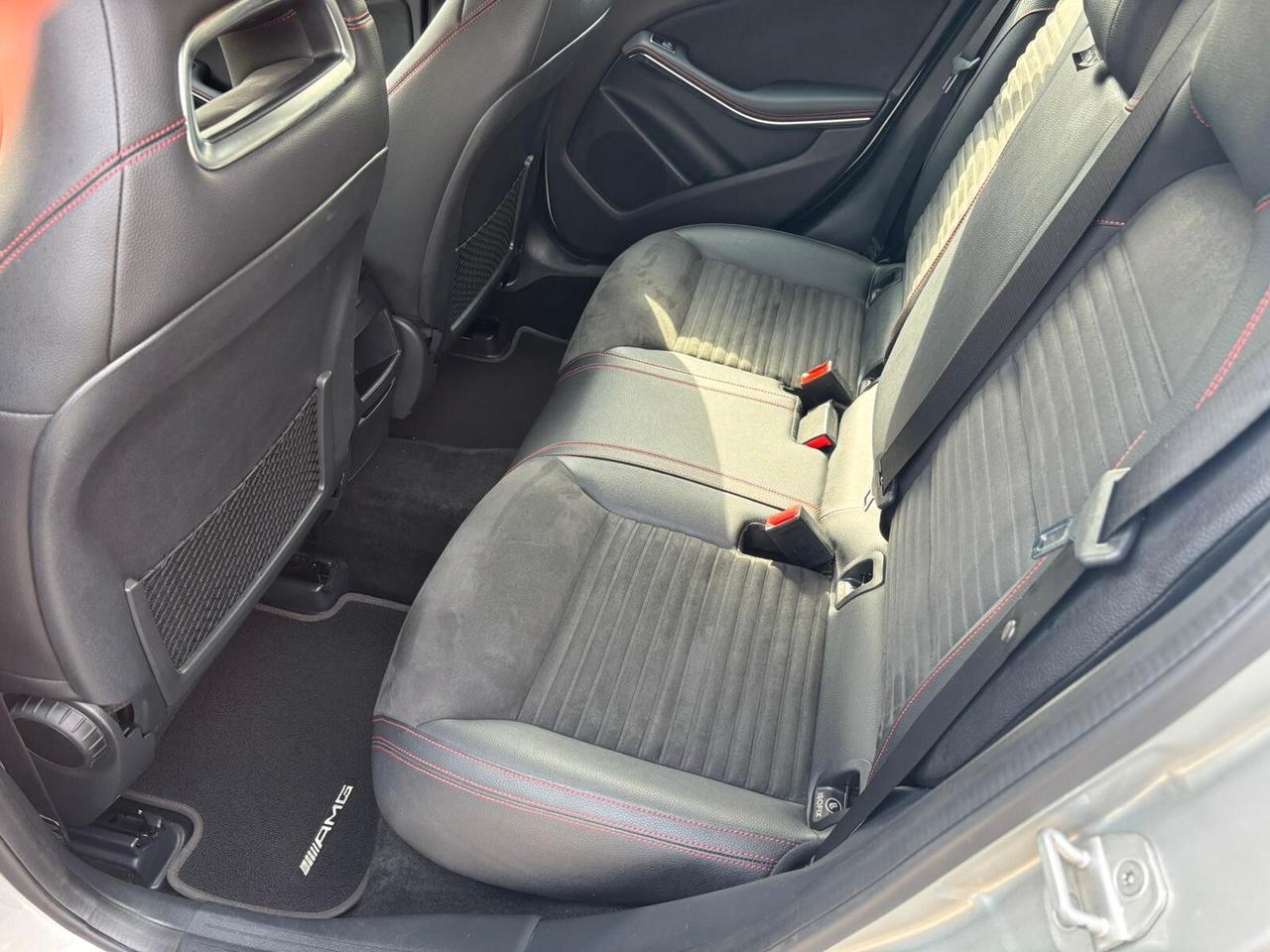 Mercedes-benz GLA 200 d Premium