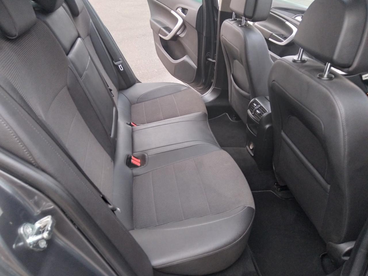 Opel Insignia 2.0 CDTI 160CV Sports Tourer Cosmo top di gamma