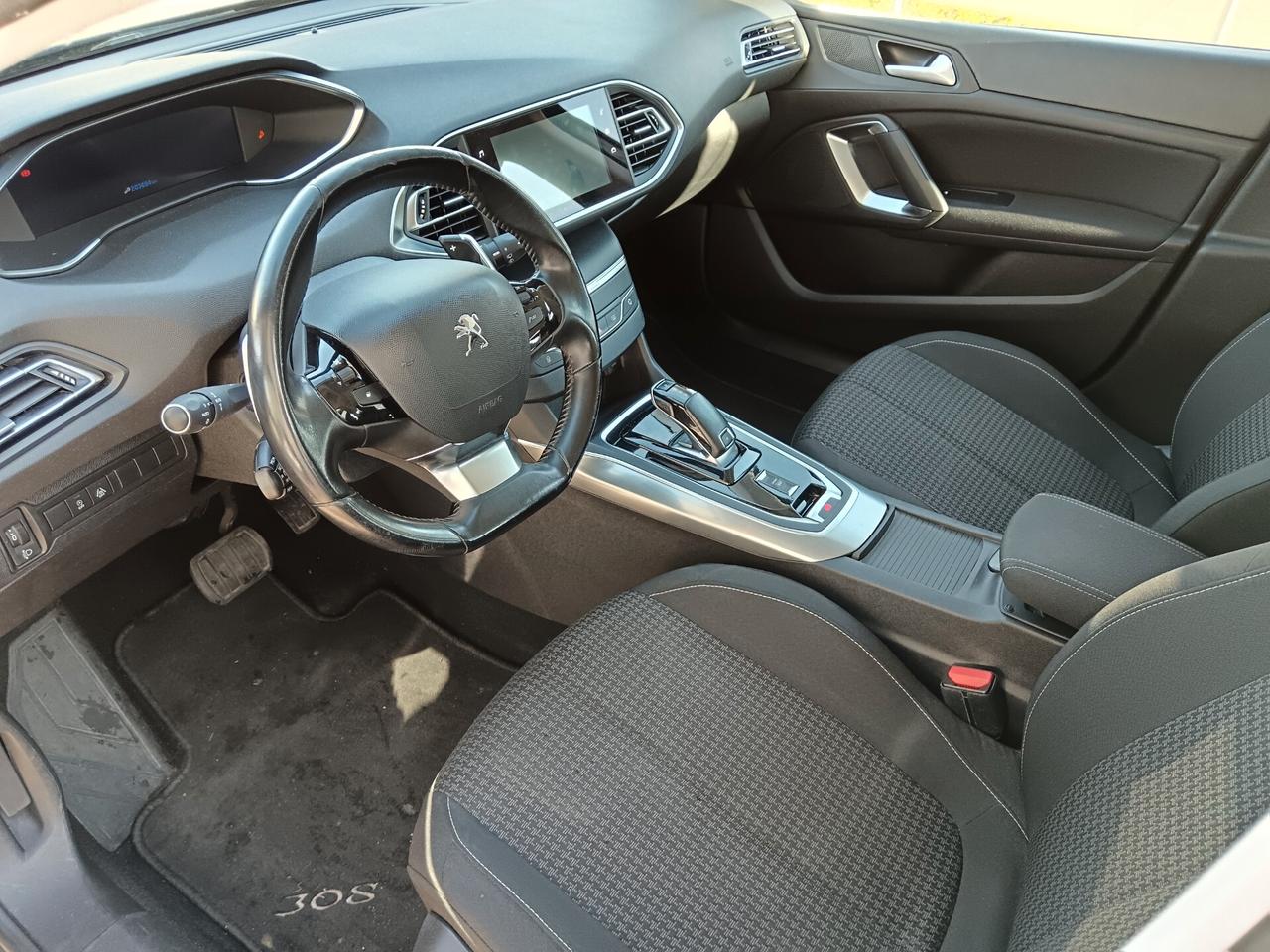 Peugeot 308 BlueHDi 130 S&S EAT8 SW