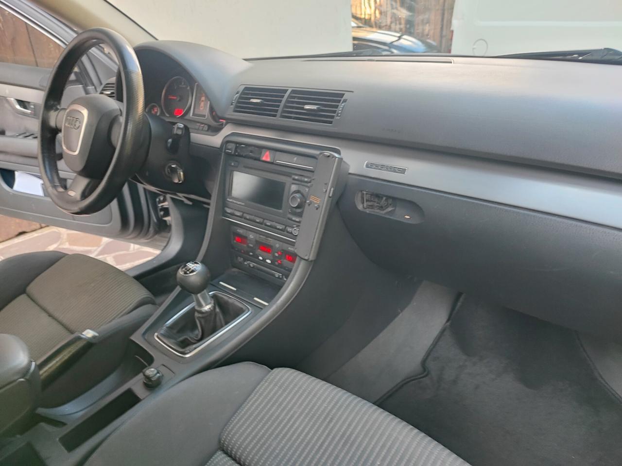 Audi A4 2.0 TDI S-Line F.AP. Avant quattro top