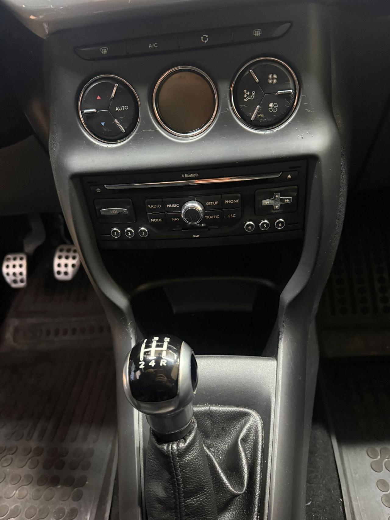 Ds DS3 1.4 BENZINA 2012 NEOP.